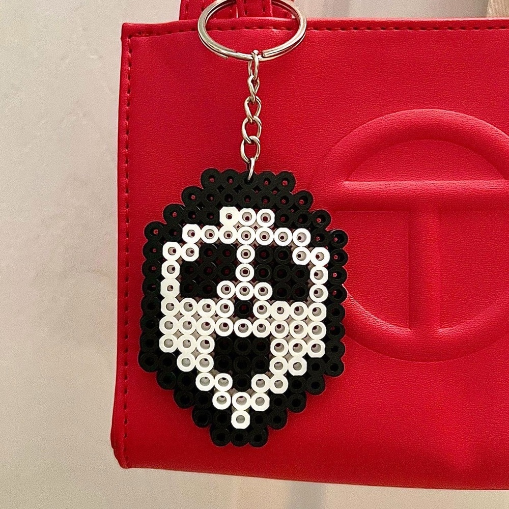 Scream Ghostface Pixel Keychain Horror
